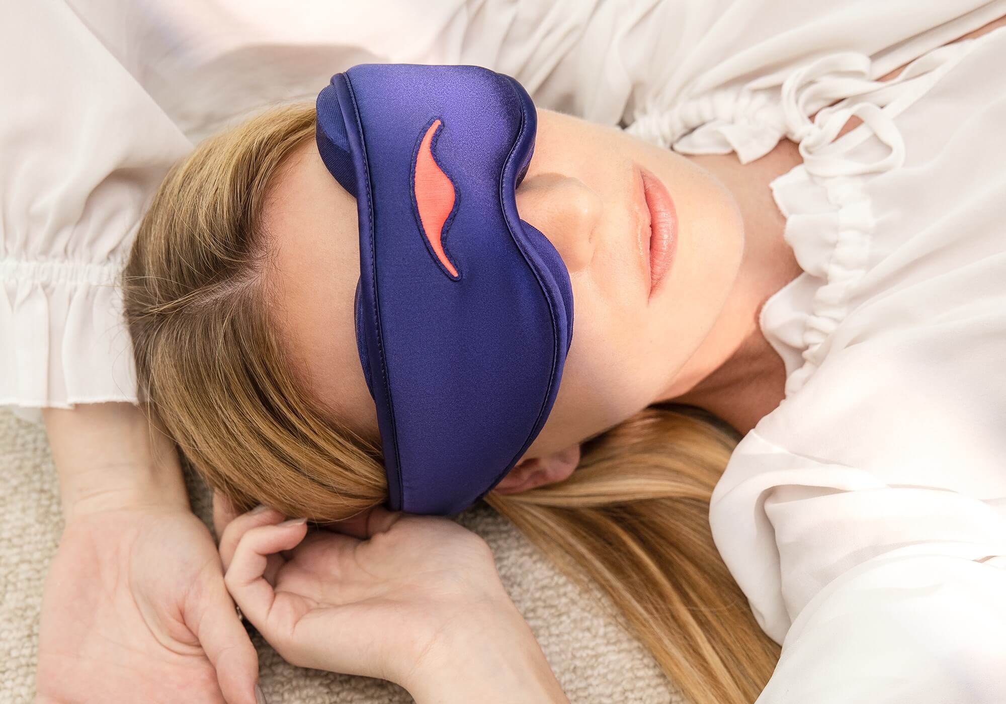 Manta SILK Sleep Mask - Media 17 of 54
